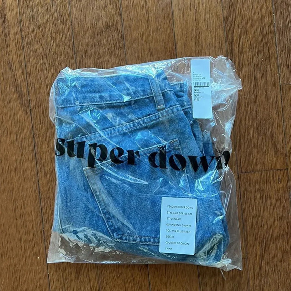 Superdown Quinn Denim Shorts - Picture 8 of 10